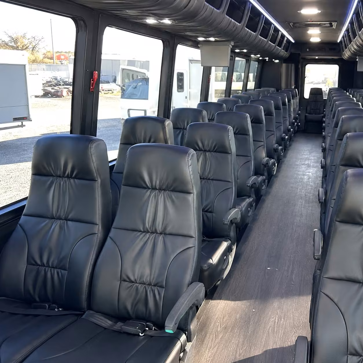 salinas 25 passenger minibus rental