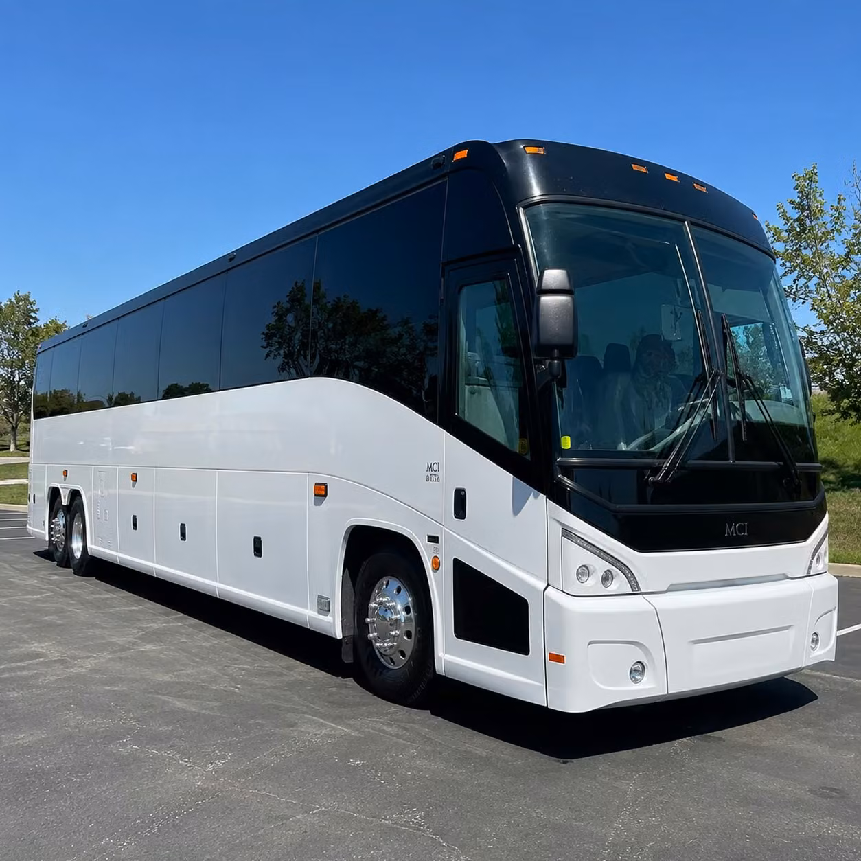 sfo airport shuttles for salinas groups traveling through the bay area